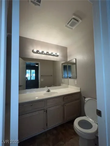 $1,685 | 8028 Desire Drive, Las Vegas, NV 89128