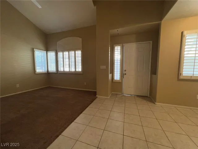 $1,685 | 8028 Desire Drive, Las Vegas, NV 89128