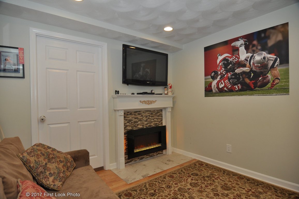 9 Auke Way Westerly, RI 02891 - Photo 13 of 40
