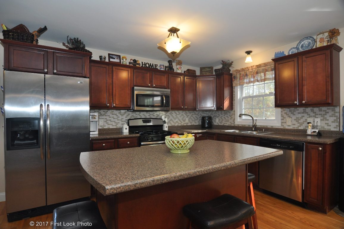 9 Auke Way Westerly, RI 02891 - Photo 7 of 40