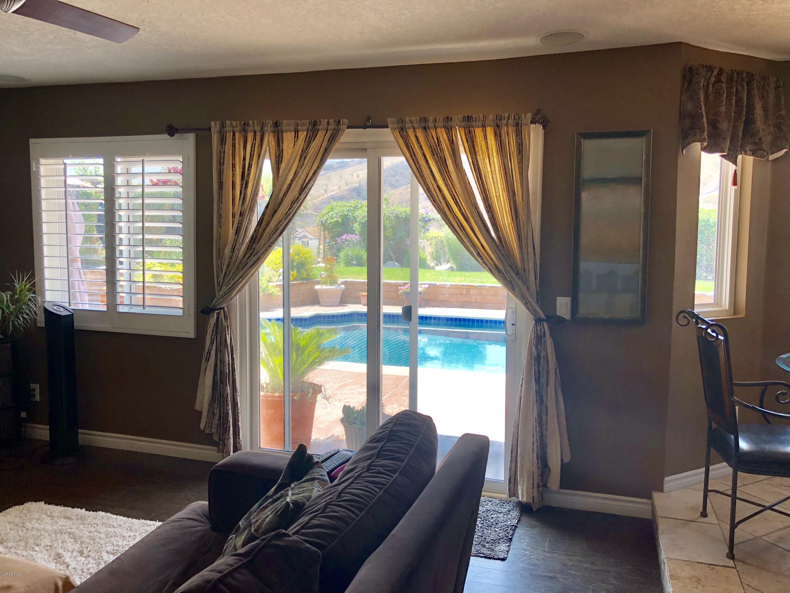 441 Appleton Road Simi Valley, CA 93065 - Photo 14 of 36 6E342EF5-7CE1-48A9-8DB4-F69C41634EED