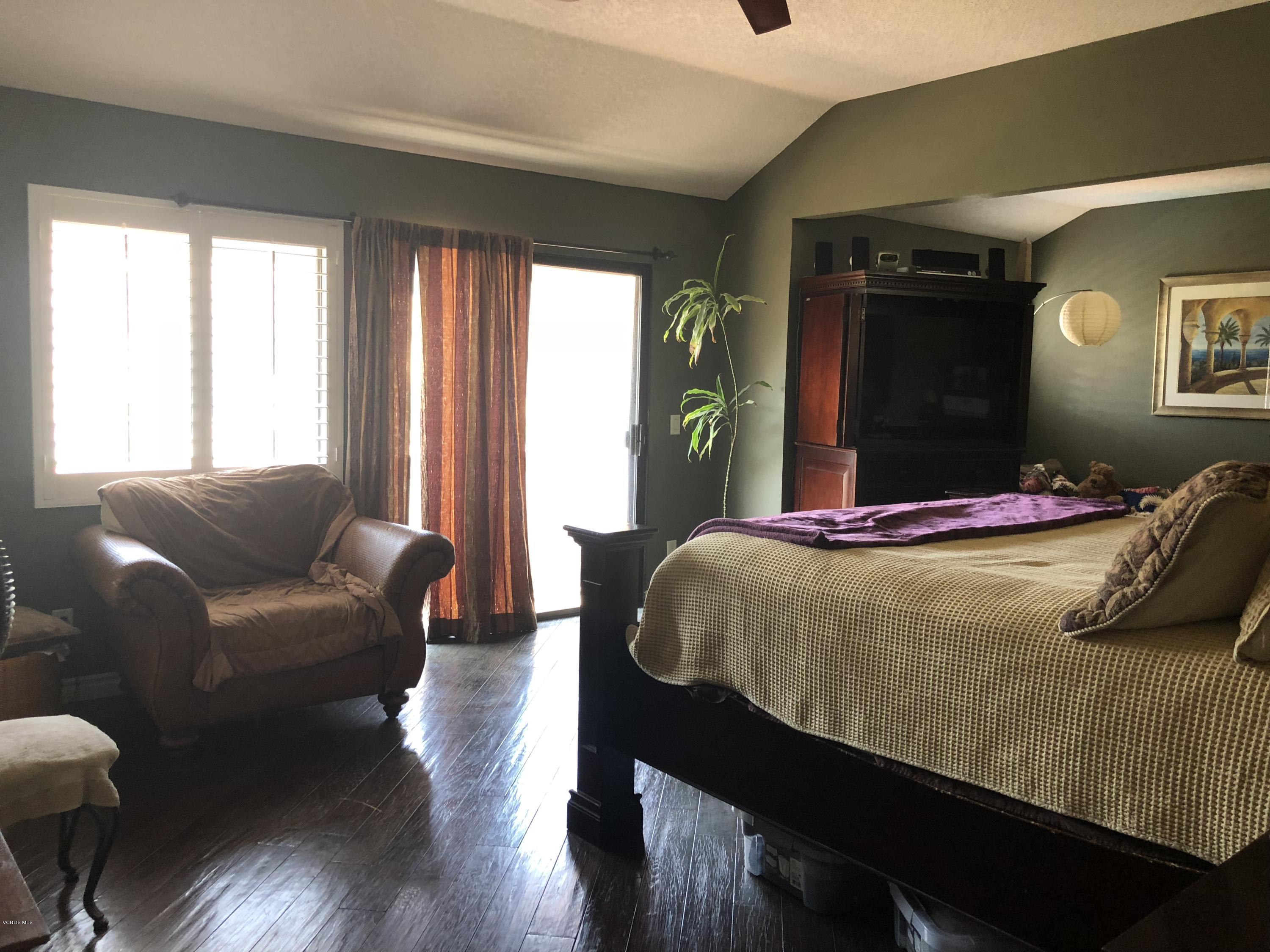 441 Appleton Road Simi Valley, CA 93065 - Photo 21 of 36 23C4BC1D-38C1-4604-8F12-37568E914157