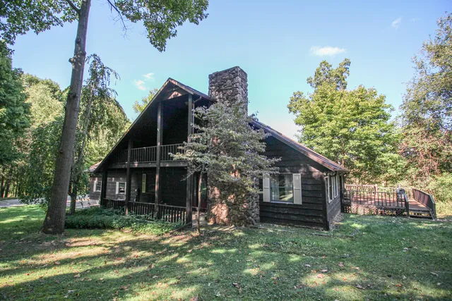 $375,000 | 29050 Wilderness Trail, Sturgis, MI 49091