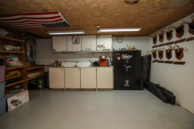 $375,000 | 29050 Wilderness Trail, Sturgis, MI 49091