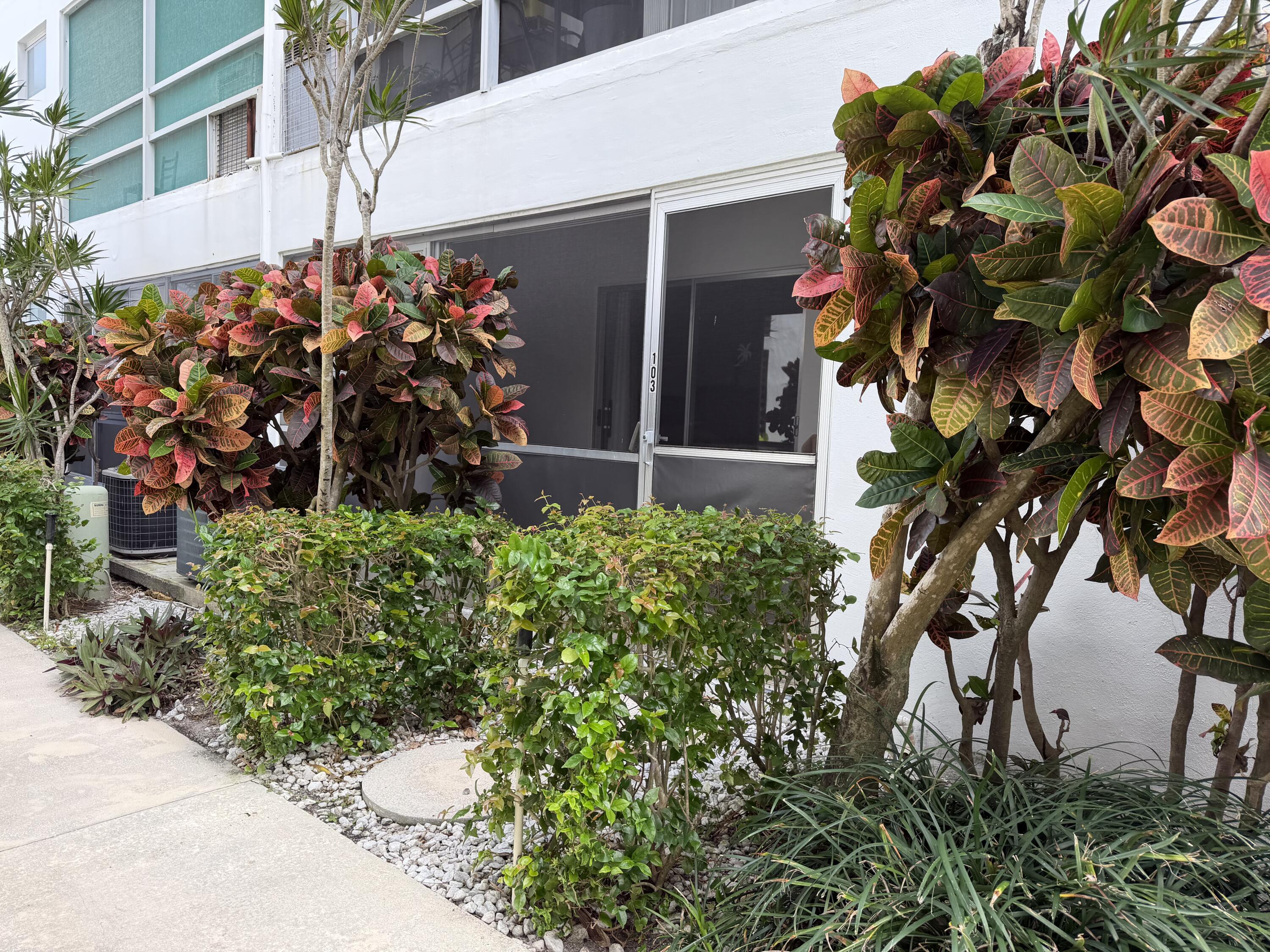 2050 Northeast 39th Street, Unit S103 Lighthouse Point, FL 33064 - Photo 2 of 46 IMG_5054