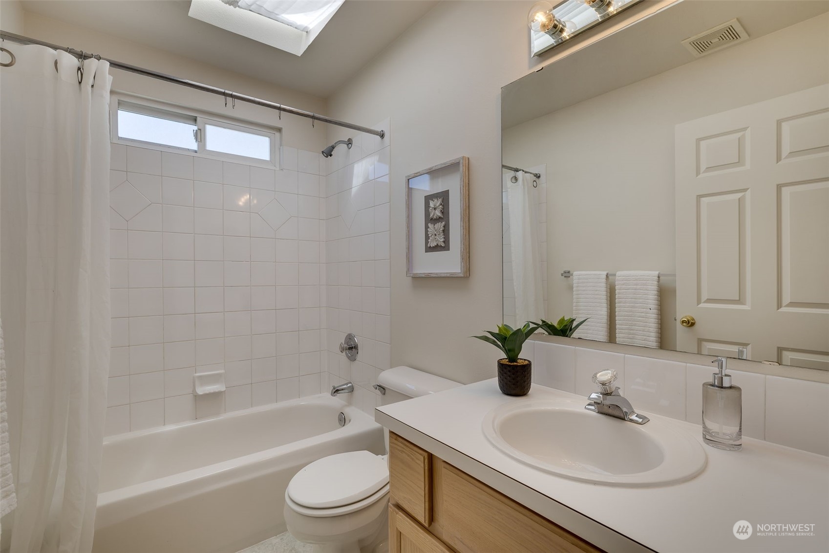 725 North 96th Street Seattle, WA 98103 - Photo 27 of 30 Gallery Image 27