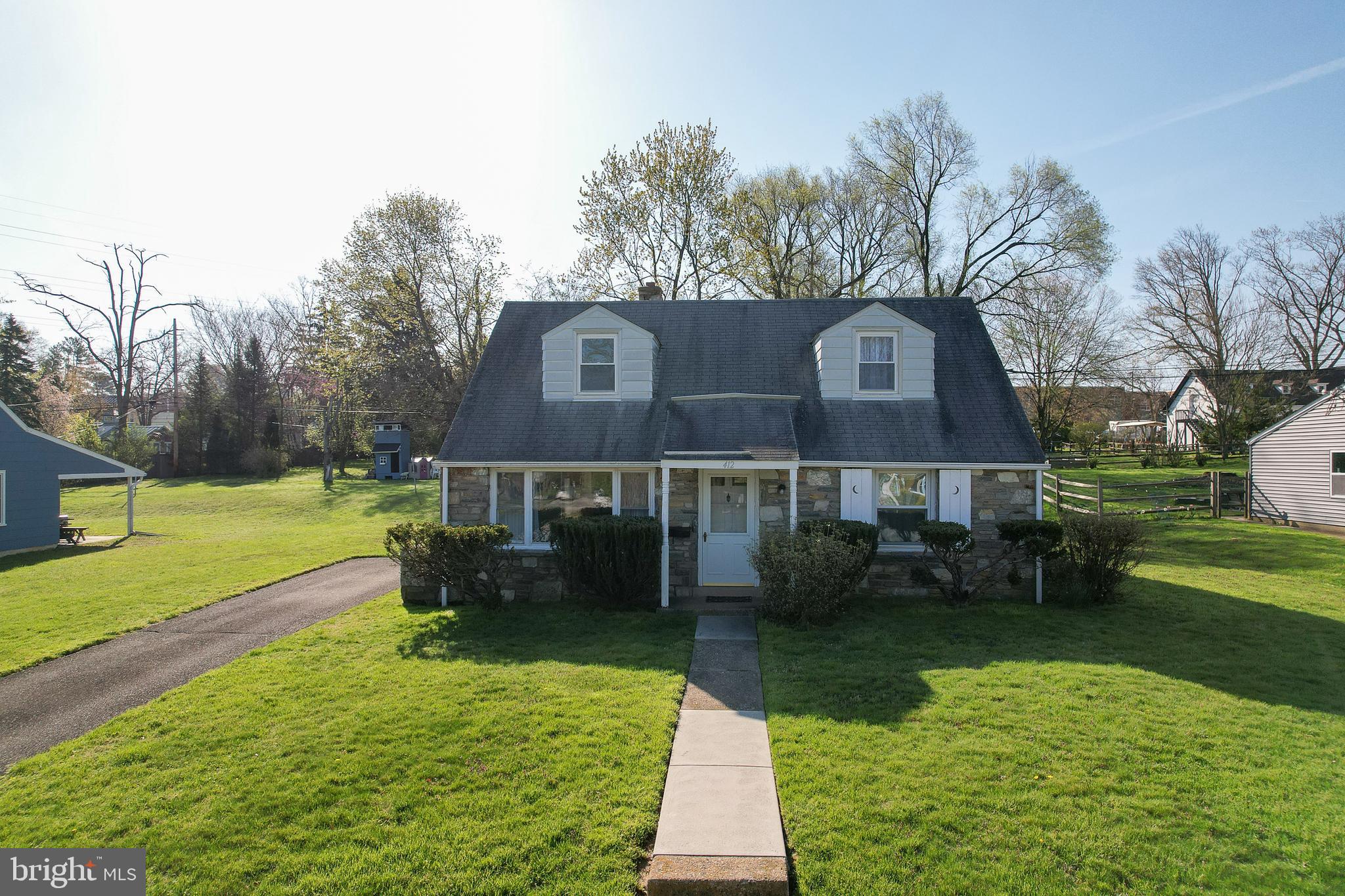 412 Suffolk Road Flourtown, PA 19031 - Photo 1 of 32