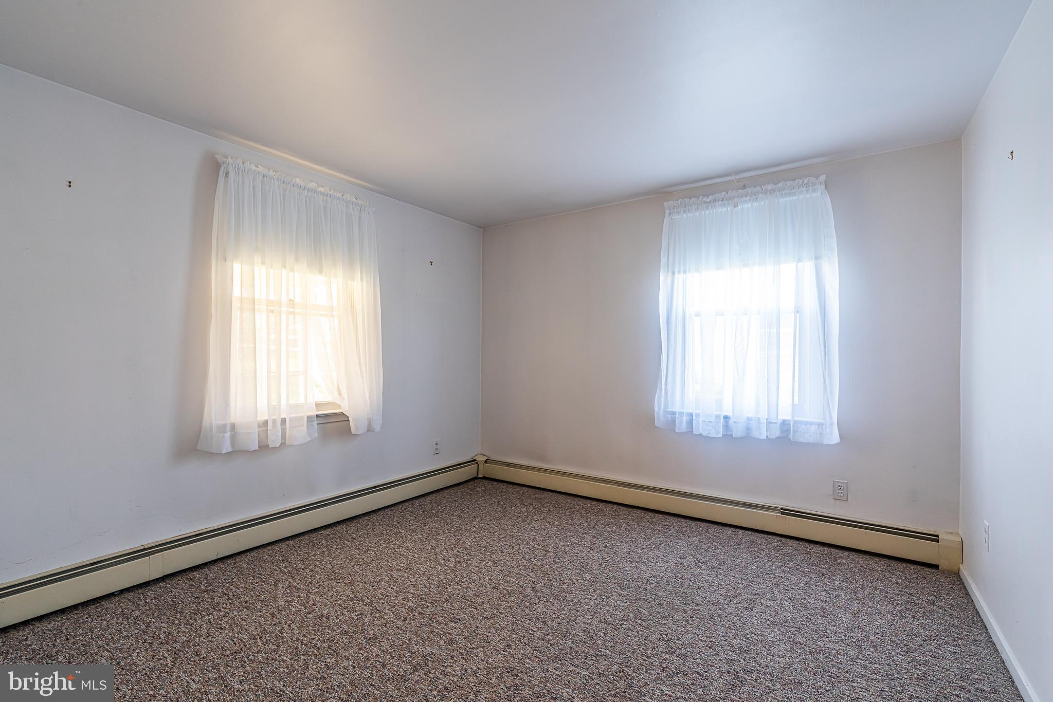 412 Suffolk Road Flourtown, PA 19031 - Photo 17 of 32 BR2