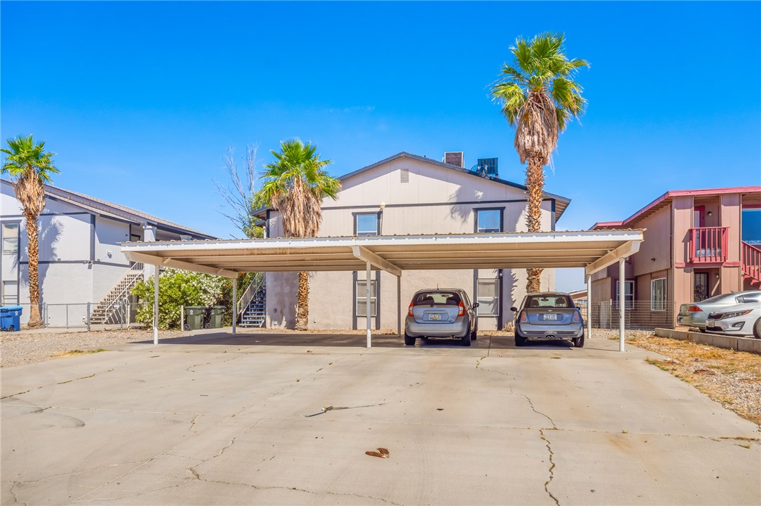 793 Baseline Road Bullhead City, AZ 86442 - Photo 4 of 56 Parking