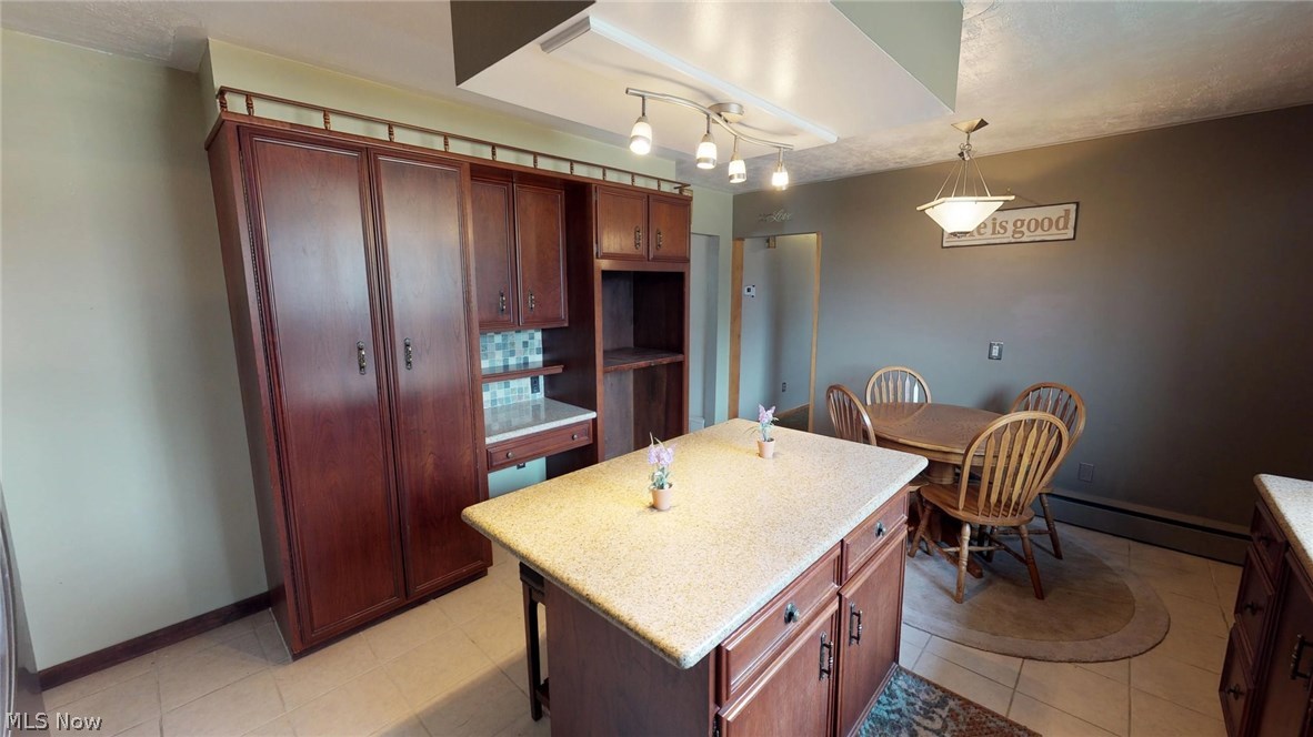 2133 Howland Wilson Road Northeast Warren, OH 44484 - Photo 9 of 27 Gallery Image 9