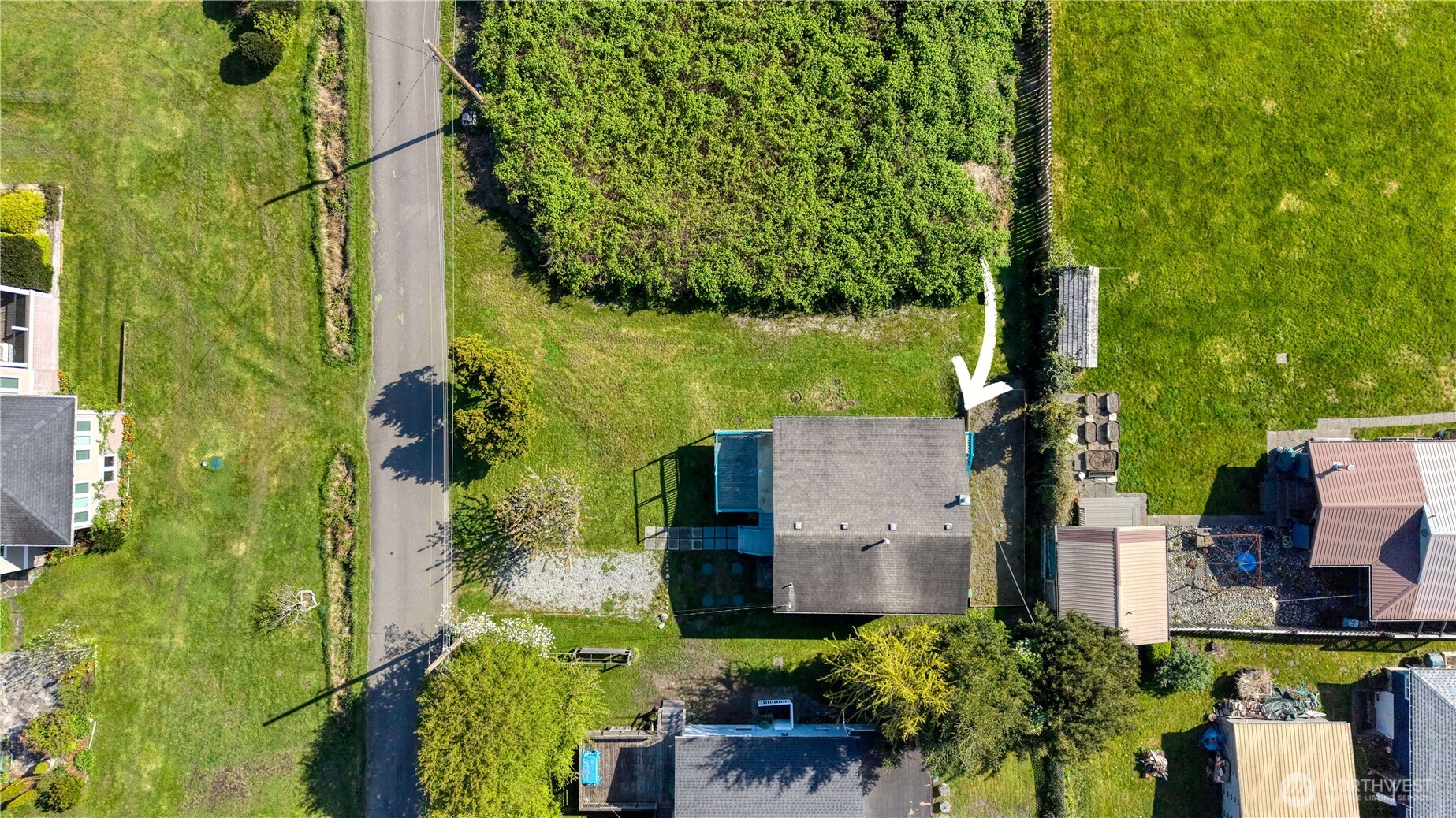673 Kendor Drive Point Roberts, WA 98281 - Photo 25 of 32