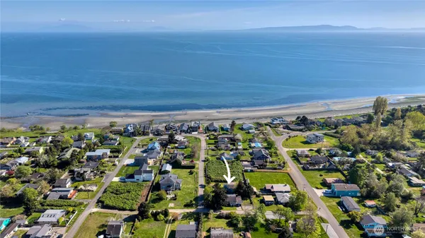 $419,000 | 673 Kendor Drive, Point Roberts, WA 98281