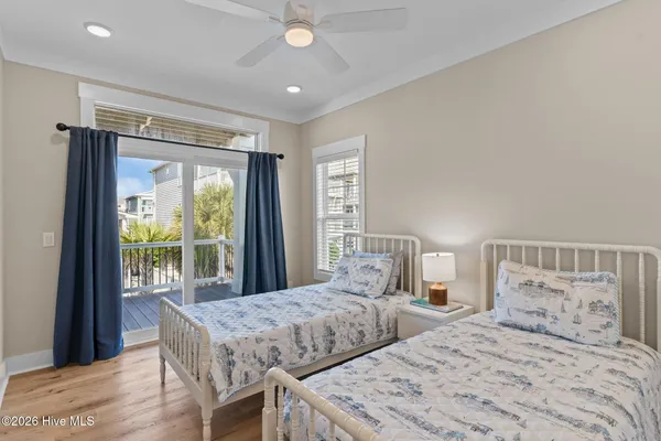 $2,199,999 | 101 East 1st Street, Ocean Isle Beach, NC 28469
