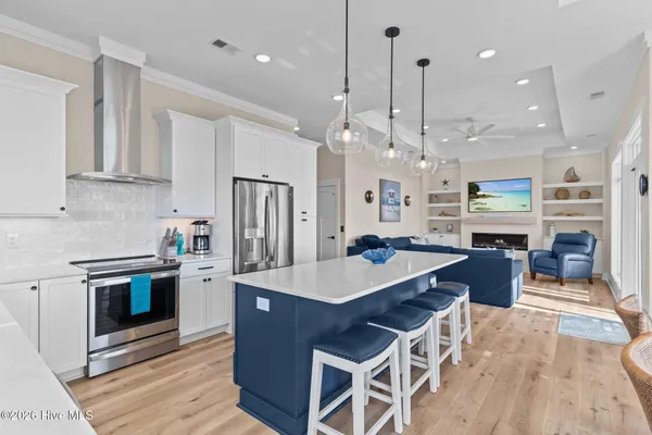 $2,199,999 | 101 East 1st Street, Ocean Isle Beach, NC 28469
