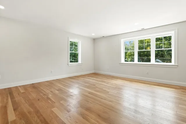 $1,150,000 | 5 Lee Road, North Reading, MA 01864