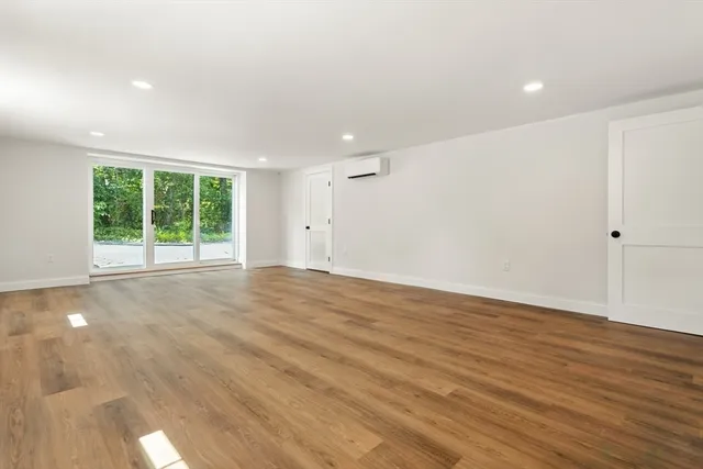 $1,150,000 | 5 Lee Road, North Reading, MA 01864