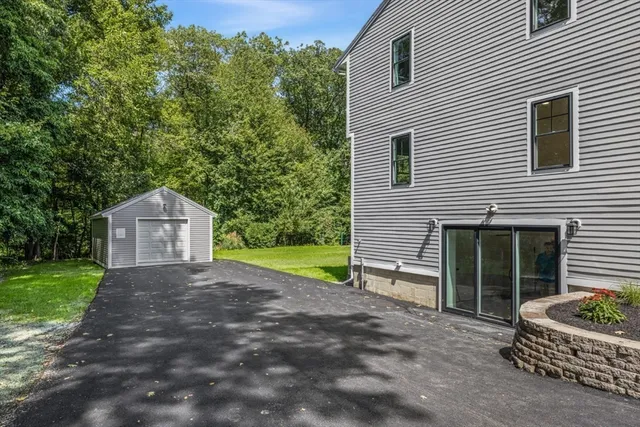 $1,150,000 | 5 Lee Road, North Reading, MA 01864