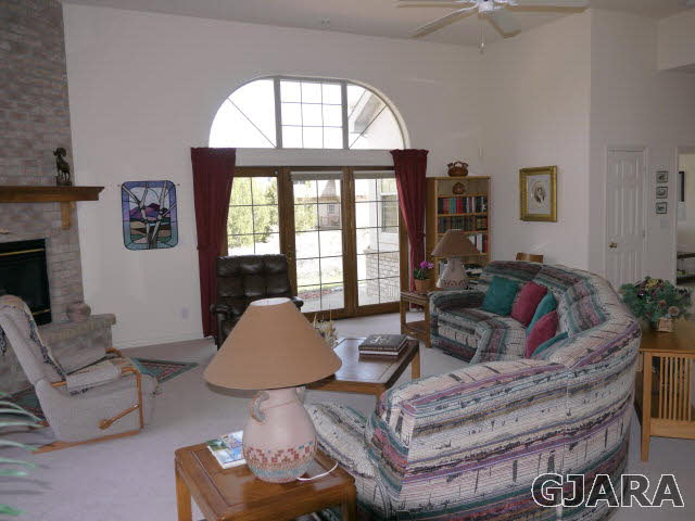 309 Rimrock Court Grand Junction, CO 81507 - Photo 4 of 25 Gallery Image 4