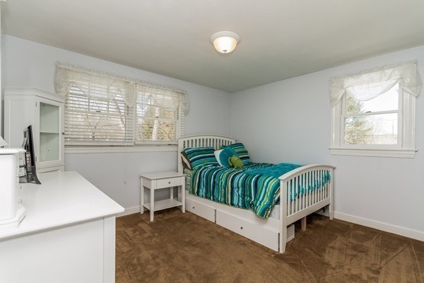 10 Old Tavern Road Wayland, MA 01778 - Photo 15 of 28 Gallery Image 15