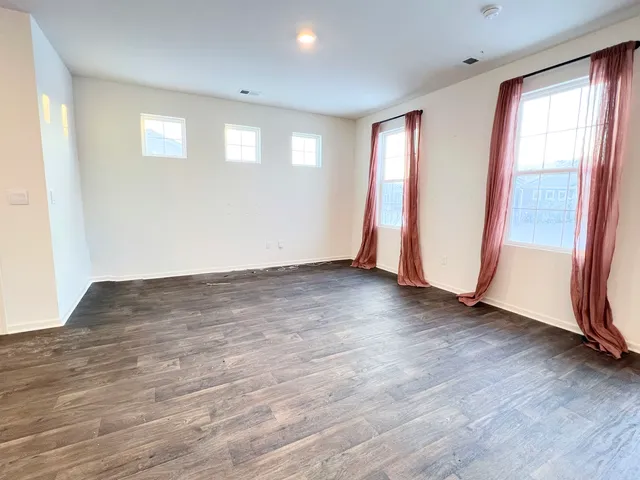 $2,300 | 6308 Juniper Drive, Wonder Lake, IL 60097