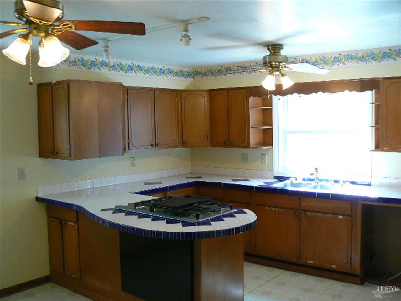 1617 Hartzell Road New Haven, IN 46774 - Photo 5 of 15 Gallery Image 5