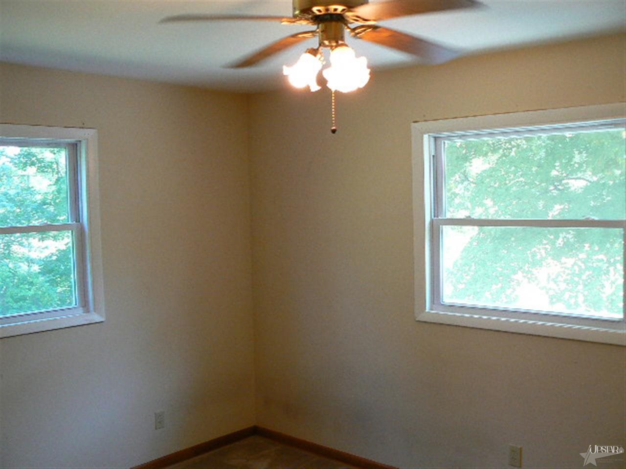 1617 Hartzell Road New Haven, IN 46774 - Photo 8 of 15 Gallery Image 8