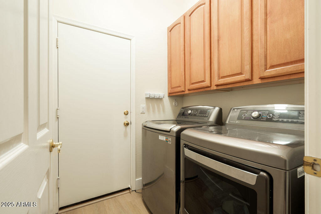 4415 East Weaver Road Phoenix, AZ 85050 - Photo 14 of 23 NEW LAUNDRY