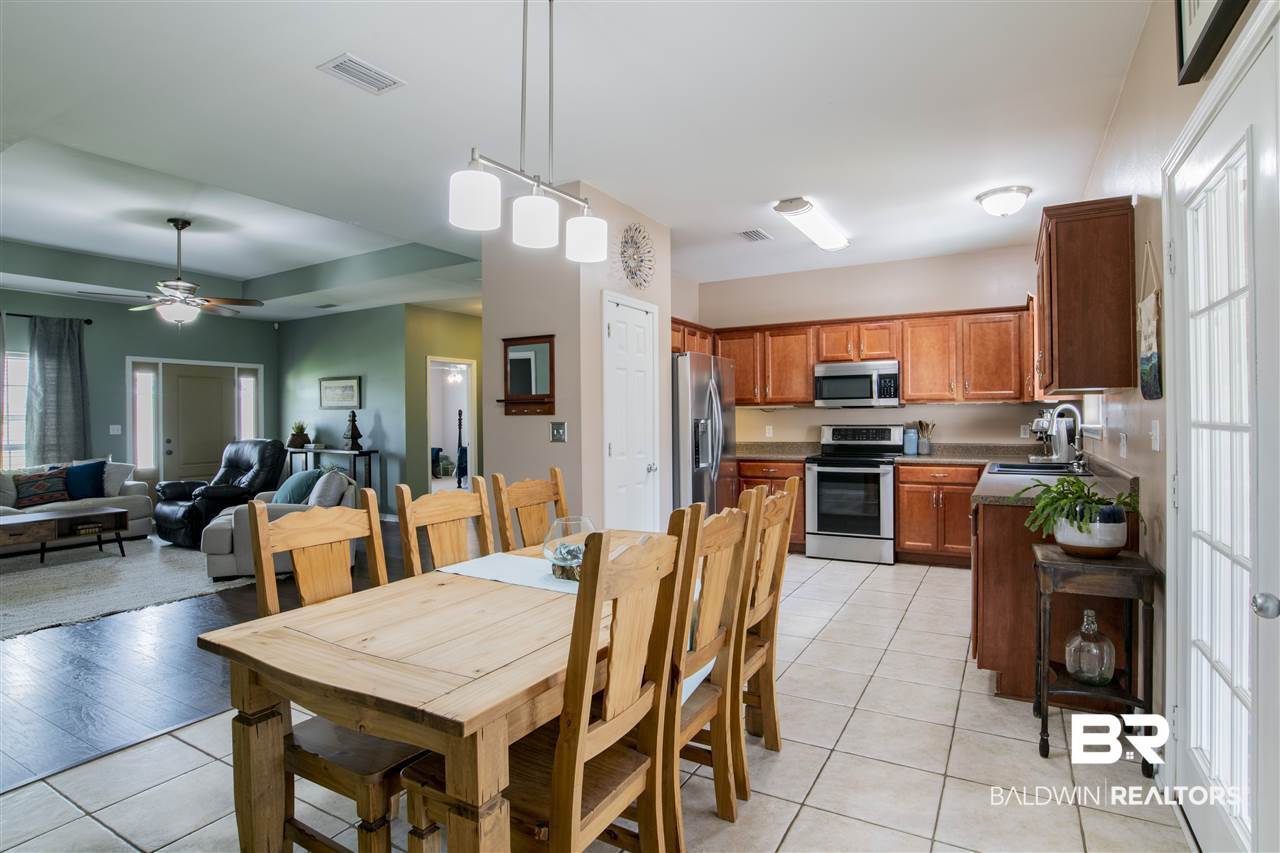 9378 Basse Street Elberta, AL 36530 - Photo 14 of 32