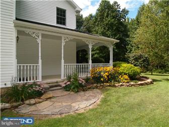 844 Delong Road Alburtis, PA 18011 - Photo 2 of 12 Gallery Image 2