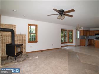 844 Delong Road Alburtis, PA 18011 - Photo 10 of 12 Gallery Image 10