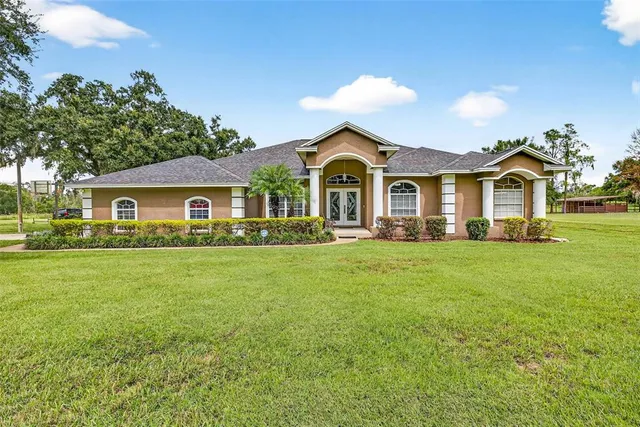 $710,000 | 8518 West Knights Griffin Road, Plant City, FL 33565