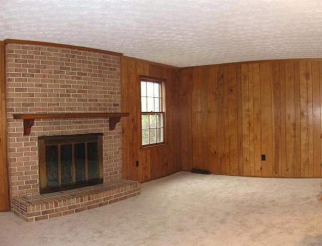 204 Woody Creek Road Greer, SC 29650 - Photo 4 of 18 Gallery Image 4