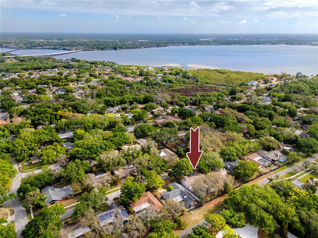 27 Summit Lane Safety Harbor, FL 34695 - Photo 47 of 48 a view of a city