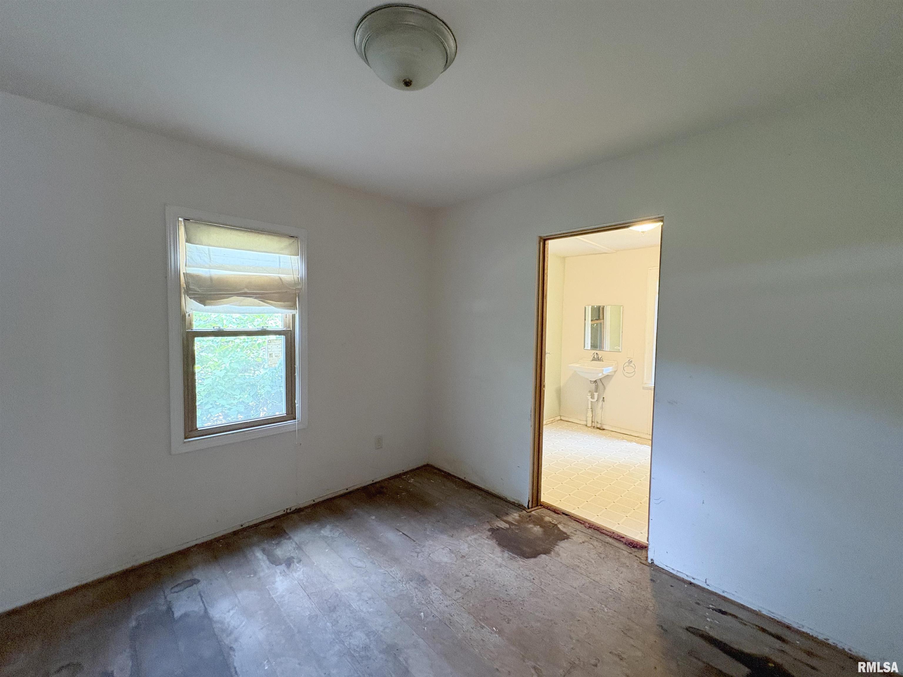 6002 West Farmington Road Peoria, IL 61604 - Photo 14 of 28 Gallery Image 14