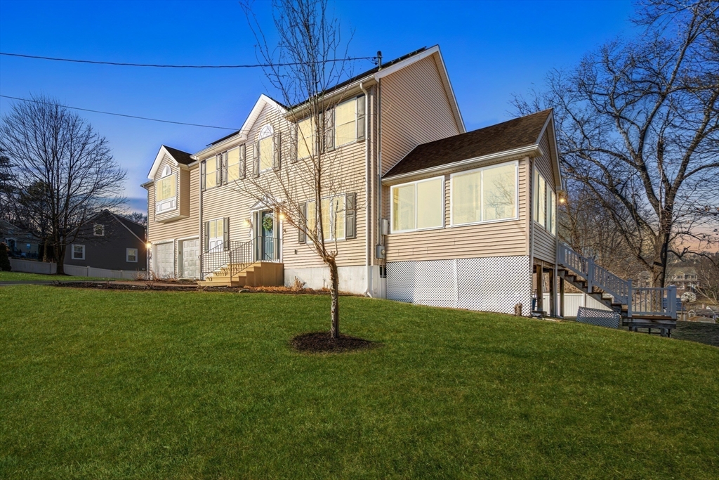 12 Silvermine Road Woburn, MA 01801 - Photo 34 of 36 a house view with garden space