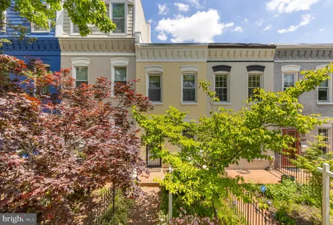 $695,000 | 909 8th Street Northeast, Washington, DC 20002