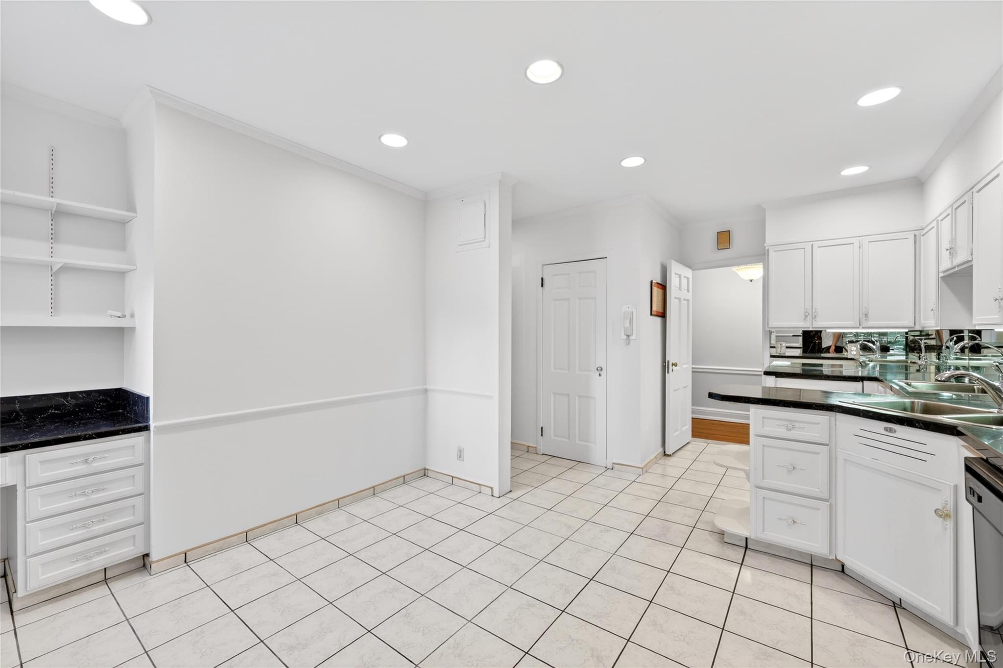 10 Brooklands, Unit 5H Bronxville, NY 10708 - Photo 9 of 33