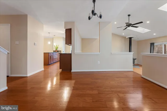 $3,245 | 2337 Glade Bank Way, Reston, VA 20191