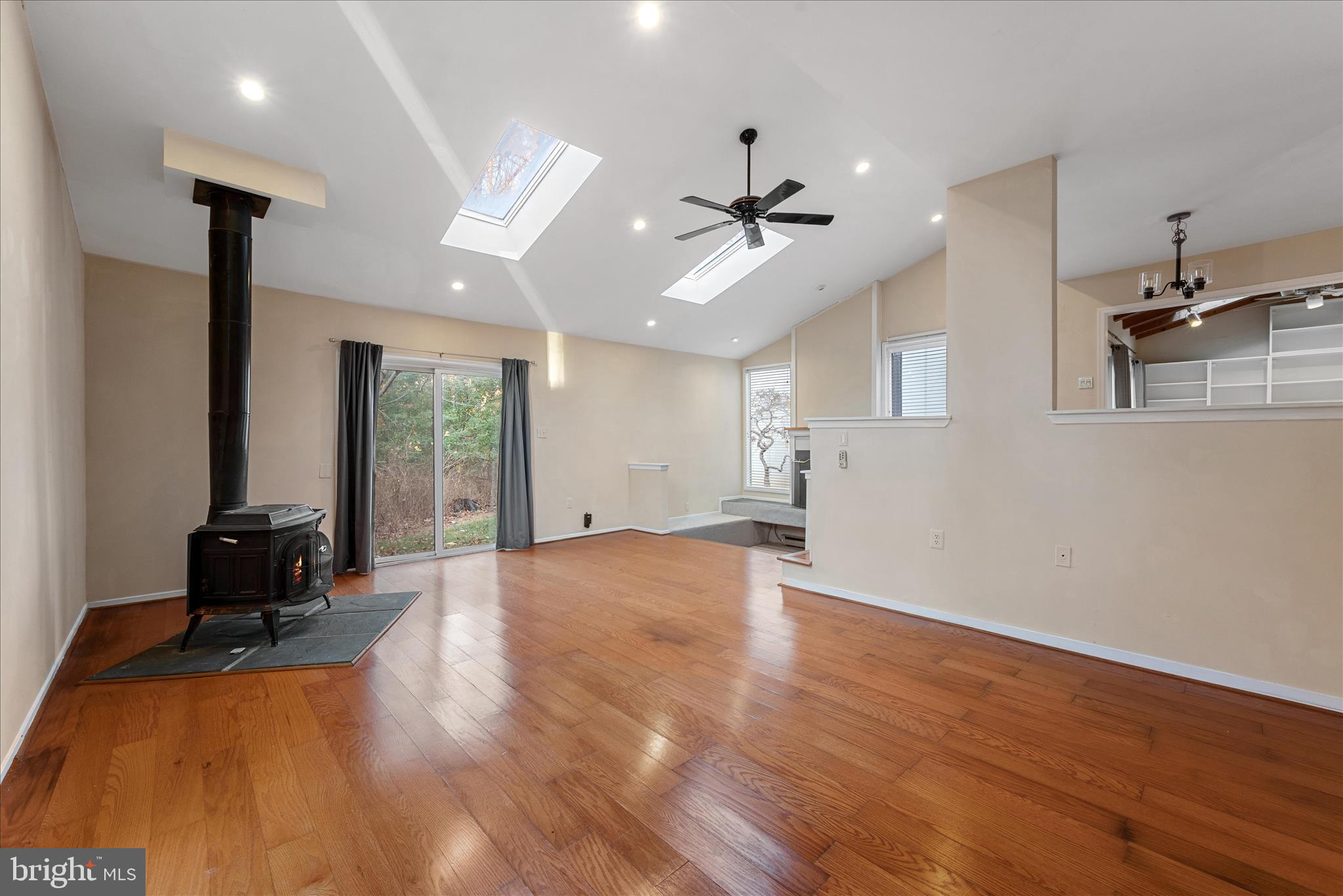 2337 Glade Bank Way Reston, VA 20191 - Photo 23 of 50 a view of empty room with wooden floor and fan