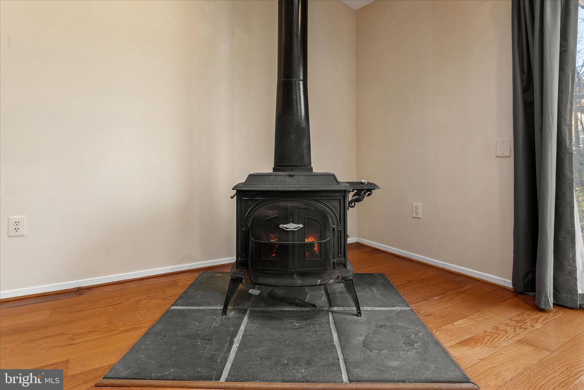 2337 Glade Bank Way Reston, VA 20191 - Photo 31 of 50 a view of entryway with wooden floor