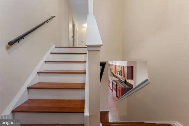 $3,245 | 2337 Glade Bank Way, Reston, VA 20191