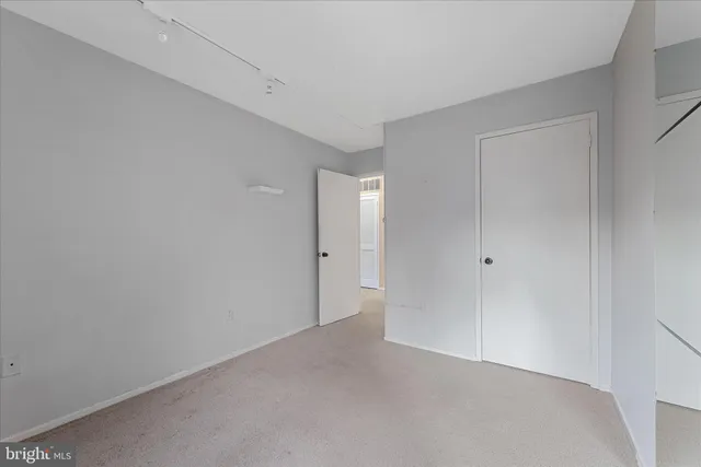 $3,245 | 2337 Glade Bank Way, Reston, VA 20191