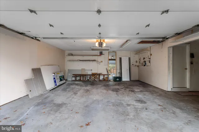 $3,245 | 2337 Glade Bank Way, Reston, VA 20191