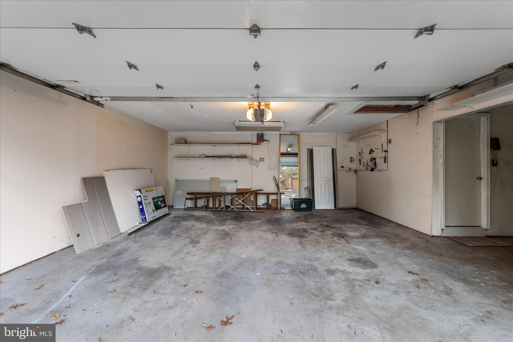 2337 Glade Bank Way Reston, VA 20191 - Photo 45 of 50 a view of a garage
