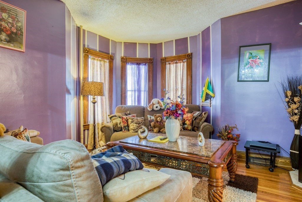358 Dickinson Street Springfield, MA 01108 - Photo 13 of 22 Gallery Image 13