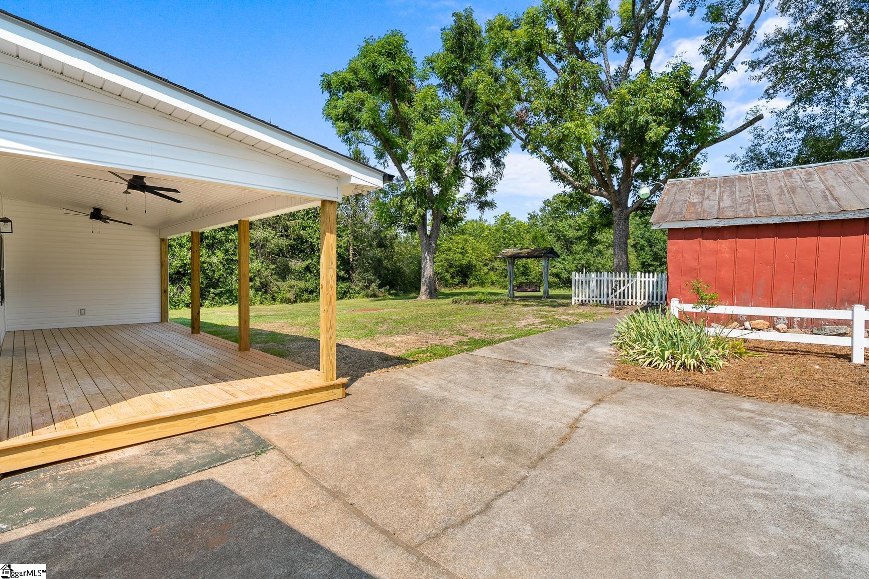 523 Crawford Road Belton, SC 29627 - Photo 37 of 48