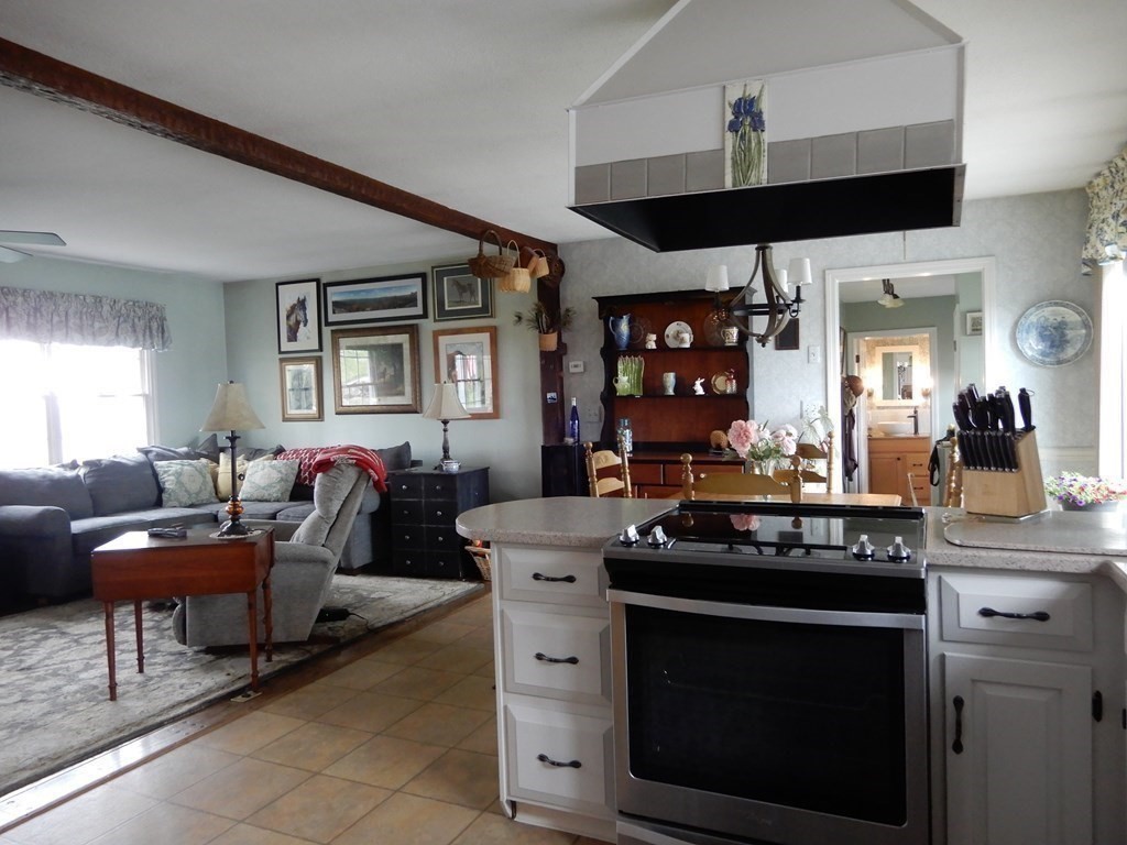 683 Coy Hill Road Warren, MA 01083 - Photo 21 of 39