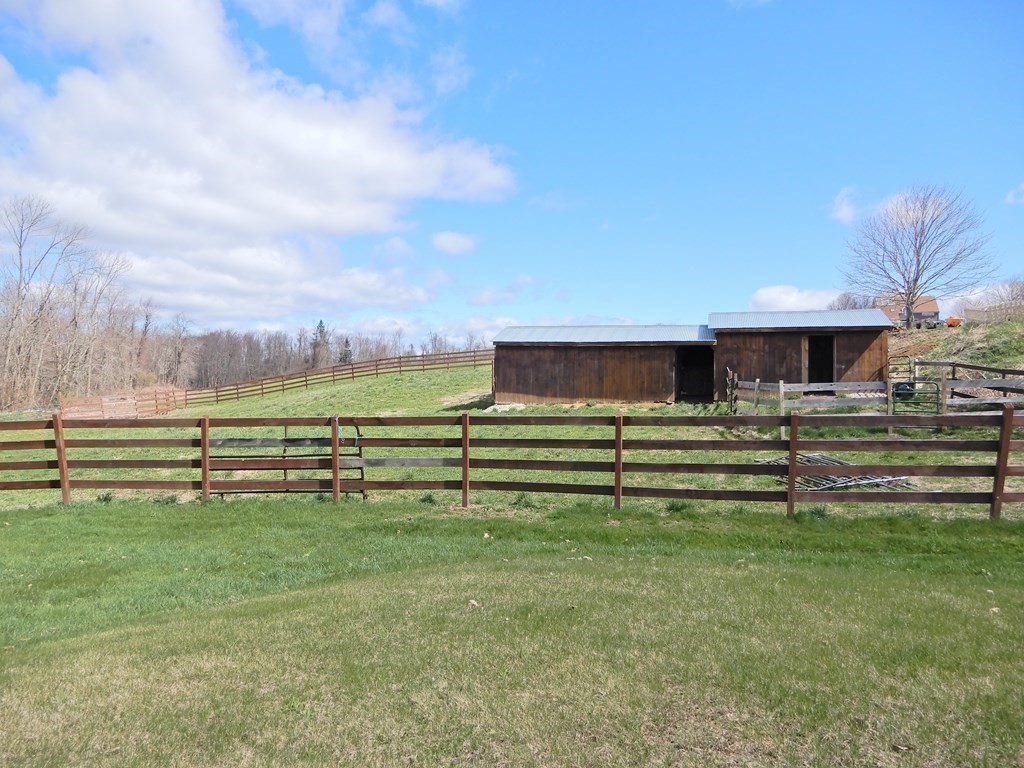 683 Coy Hill Road Warren, MA 01083 - Photo 9 of 39