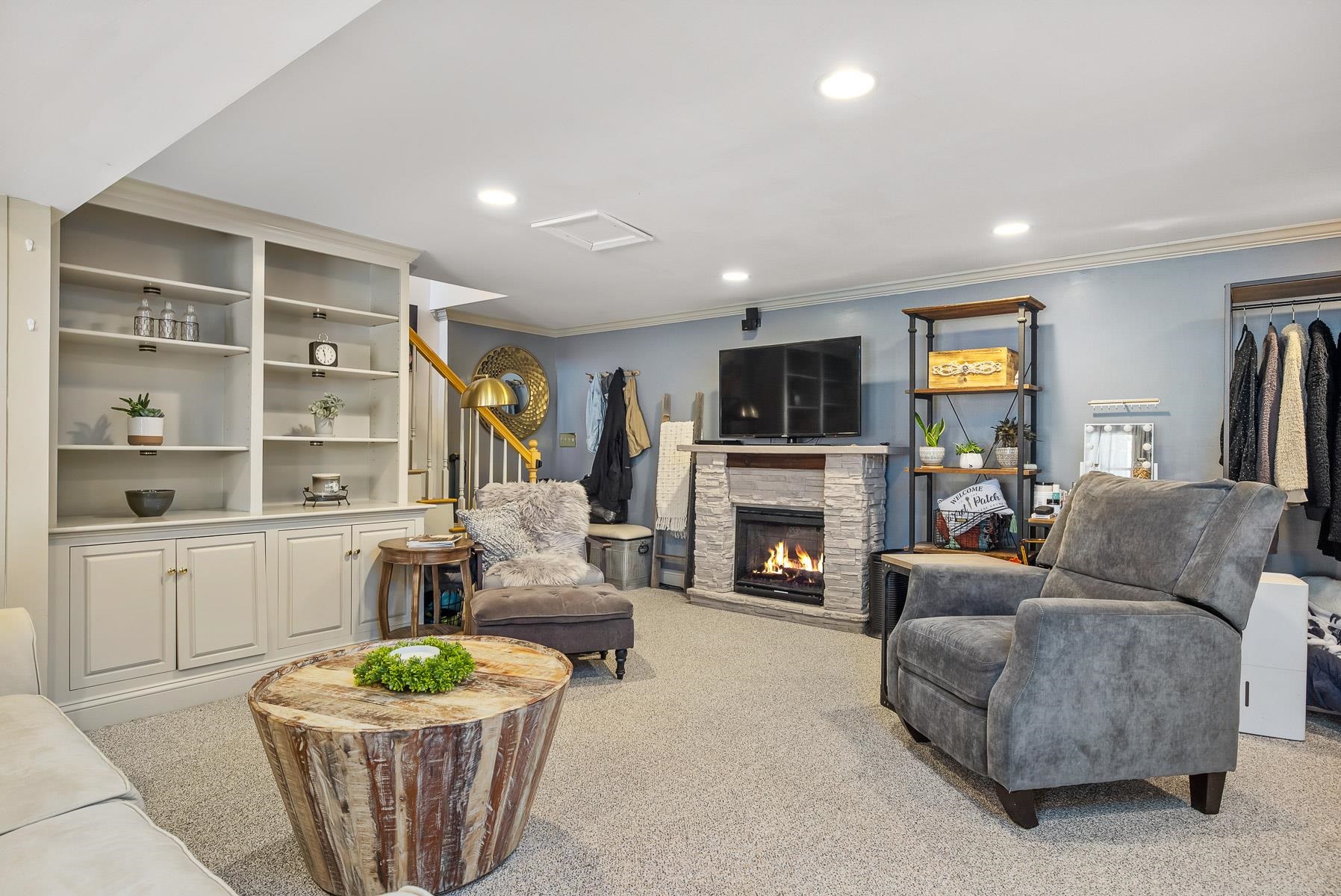 28 Coach Road Stratham, NH 03885 - Photo 32 of 39