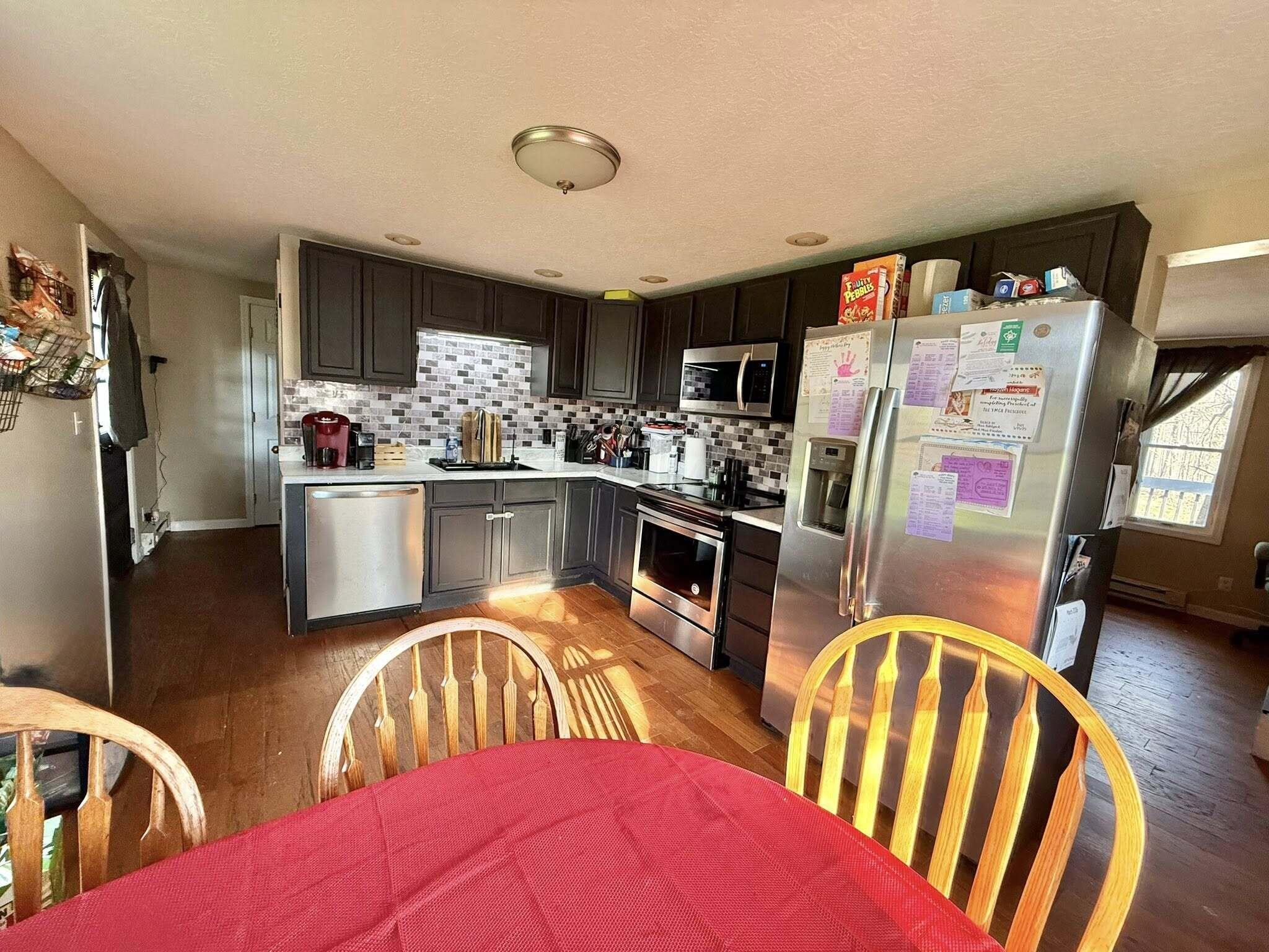 675 Berry Road Howard, OH 43028 - Photo 4 of 27
